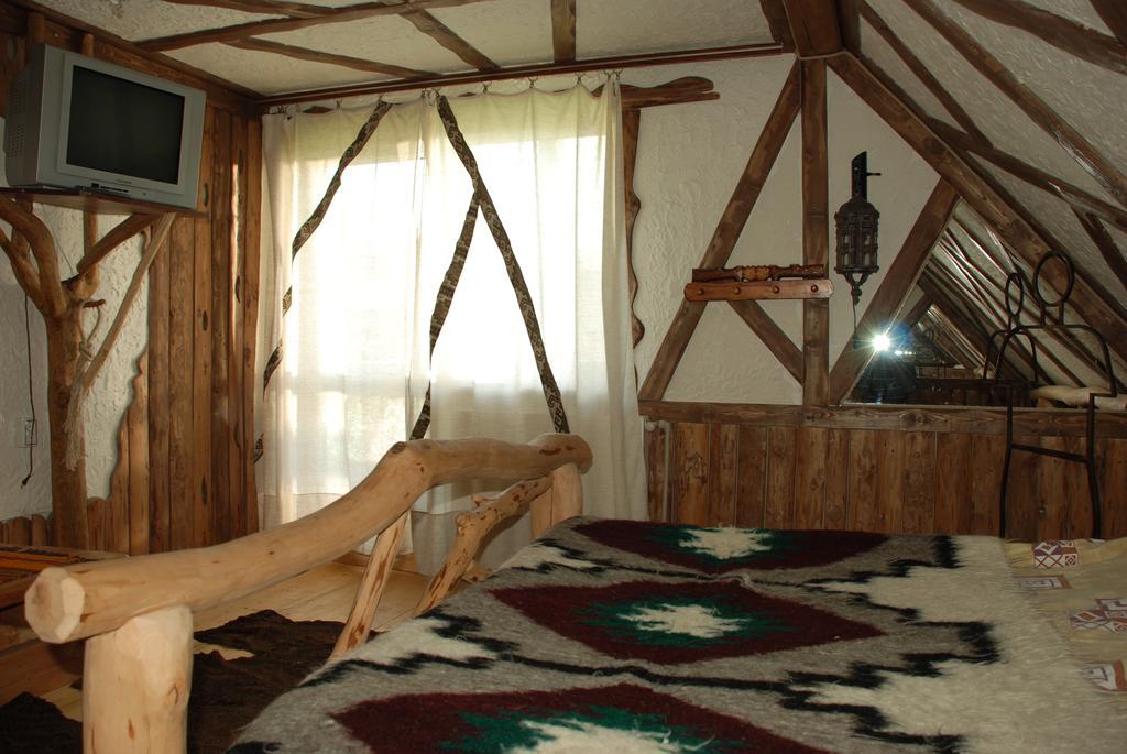 Sadyba Lileya Verkhovyna Kamer foto
